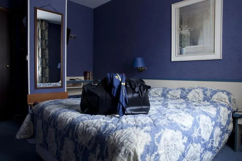 Hotel Carina Tour Eiffel 4*